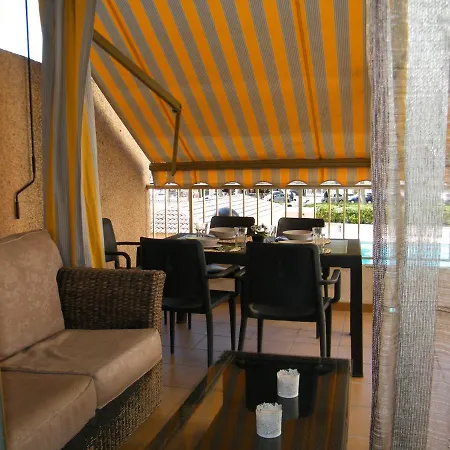Apartment Jardin X Mnostrum *